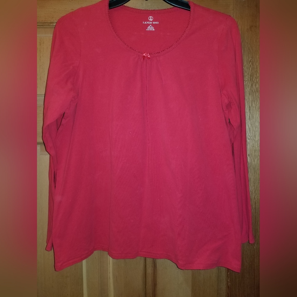 Lands' End Women's 1X, Long Sleeve, Red Top Excellent Condition